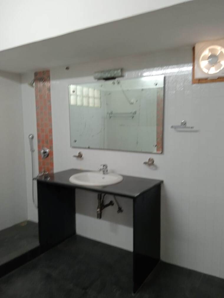 Kitchen, greater kailash i 3 Bedroom 1800 Sq.Ft. Builder Floor In Greater Kailash I Delhi 9202476