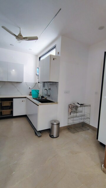 Team Area in 3 BHK Builder Floor at Sushant Lok 3, Sector 57 – for Rent