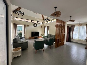 Master Bedroom in 5 BHK Villa at Brigade Orchards, Devanahalli – for Rent