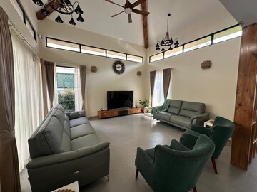 Master Bedroom in 5 BHK Villa at Brigade Orchards, Devanahalli – for Rent