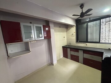 Kitchen in 1.5 BHK Apartment at Seawoods – for Rent