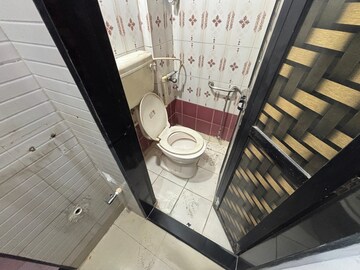 Balcony in 1.5 BHK Apartment at Seawoods – for Rent