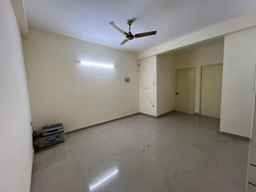 2 BHK Apartment For Rent in Pyramid Urban Homes 3, Sector 67a