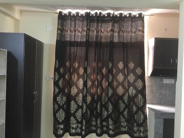 Bedroom in 2.5 BHK Builder Floor at Mayur Vihar – for Rent