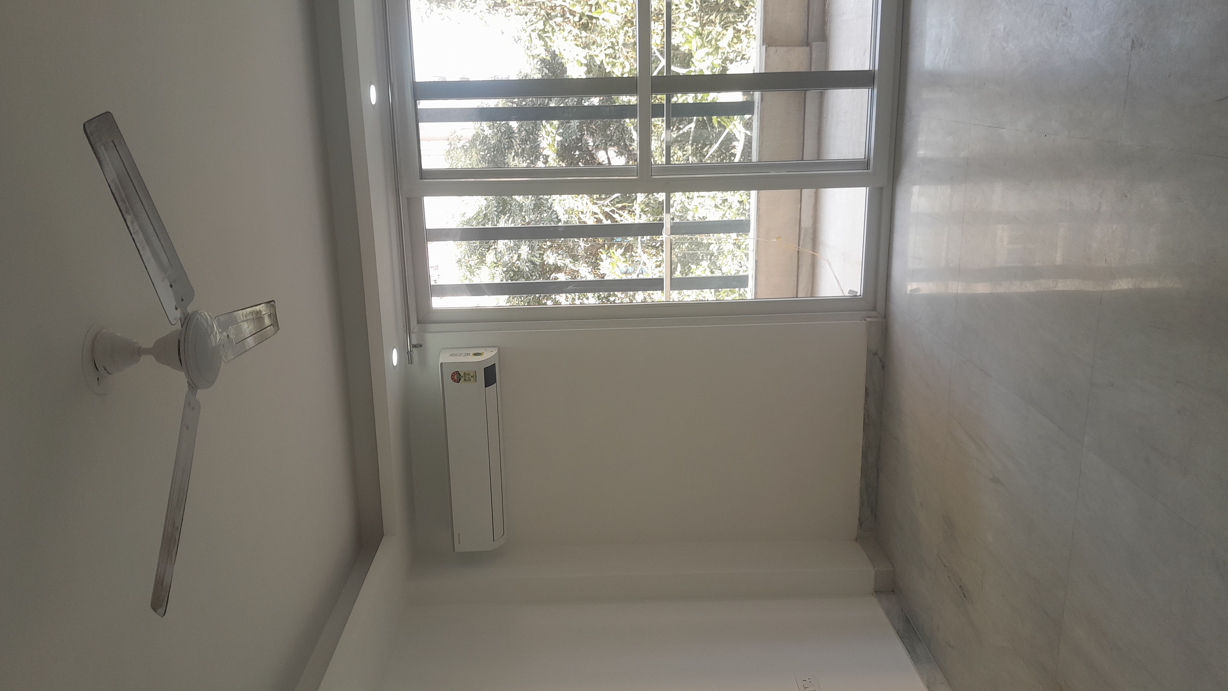 4 BHK + Servant Room Builder Floor For Rent in Eros Rosewood City