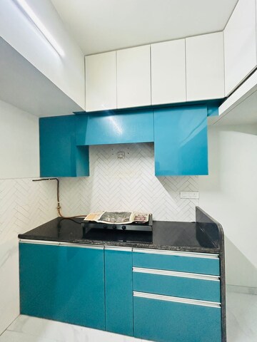 Master Bedroom in 2 BHK Apartment at Seawoods – for Rent