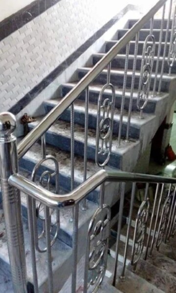 Stairs in 1 RK Builder Floor at Saket – for Rent