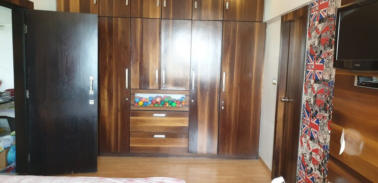 Bedroom, hiranandani-gardens-lake-castle 2 Bedroom 1150 Sq.Ft. Apartment In Powai Mumbai 9202504