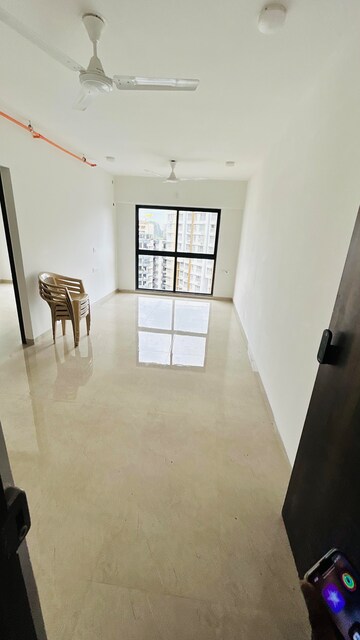 2 BHK Apartment For Rent in Platinum Life, Andheri West