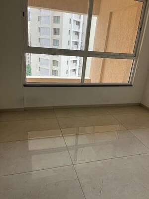 Room in 4 BHK Apartment at Kolte Patil 24K Opula, Pimple Nilakh – for Rent