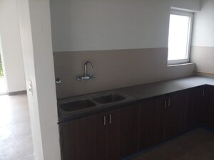 Furnished Amenities in 4 BHK Villa at Paramount Golfforeste Villas, Zeta I Greater Noida – for Sale