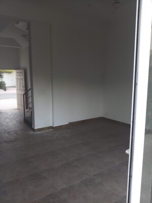 Room in 4 BHK Villa at Paramount Golfforeste Villas, Zeta I Greater Noida – for Sale