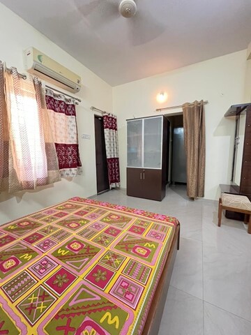 Bedroom in 4 BHK Independent House at Ab Bypass Road – for Rent
