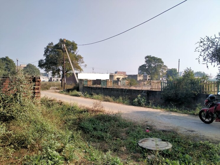 undefined, upsidc site c  160 Sq.Mt. Plot In Upsidc Site C Greater Noida 9202625