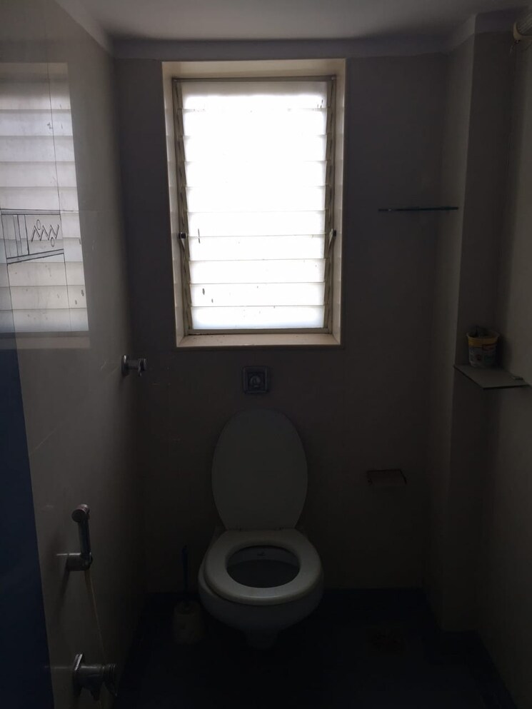 Bathroom, ivory-towers-chs-ltd 2 Bedroom 710 Sq.Ft. Apartment In Bhakti Park Mumbai 9202638