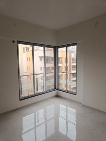 Room in 1 BHK Apartment at Nilayam CHS, Kandivali West – for Sale