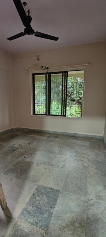 Room in 1 BHK Builder Floor at Evershine Nagar – for Rent