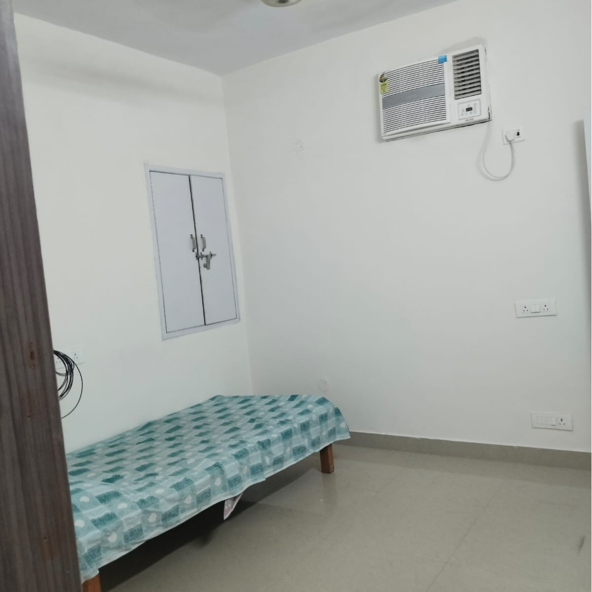 1 Rk+ Study Room Builder Floor For Rent in Mein Saket