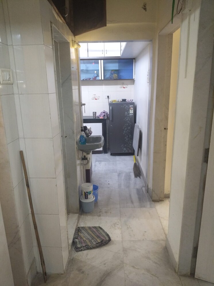 Bathroom, mig-colony 2 Bedroom 800 Sq.Ft. Apartment In Worli Mumbai 9202665