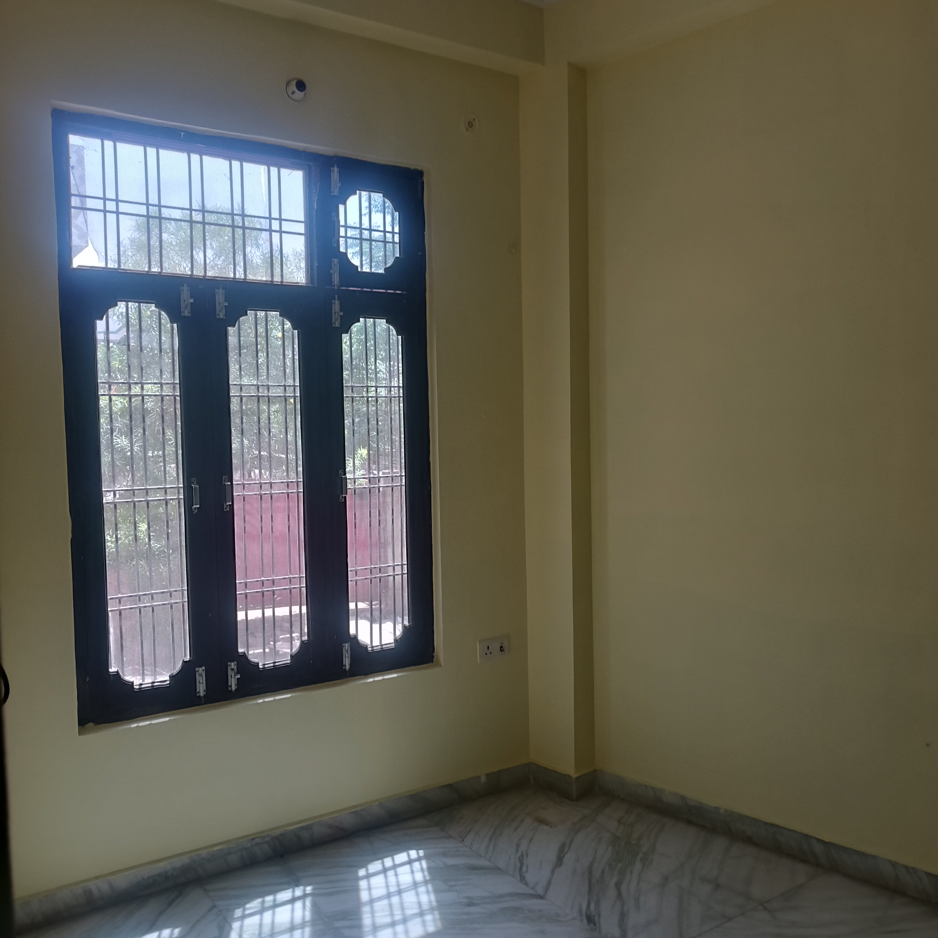 1 Rk  800 Sq.Ft. Builder Floor in Manas City Extension