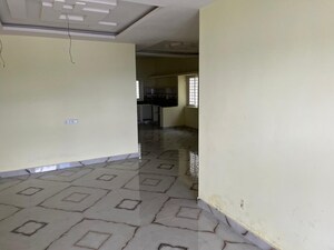 Room in 2 BHK Independent House at Ameenpur – for Sale