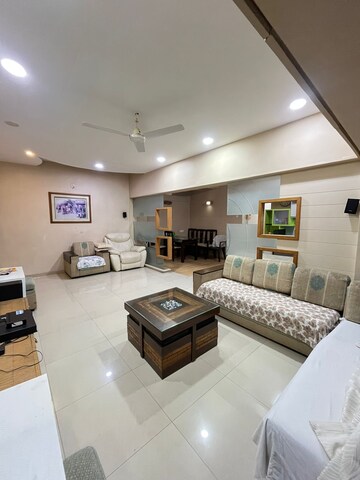 Living Room in 3 BHK Apartment at Rahul New Ajantha Avenue, Kothrud – for Rent