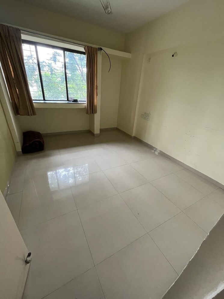 Room, potnis-parisar 3 Bedroom 1500 Sq.Ft. Apartment In Karve Nagar Pune 9202755