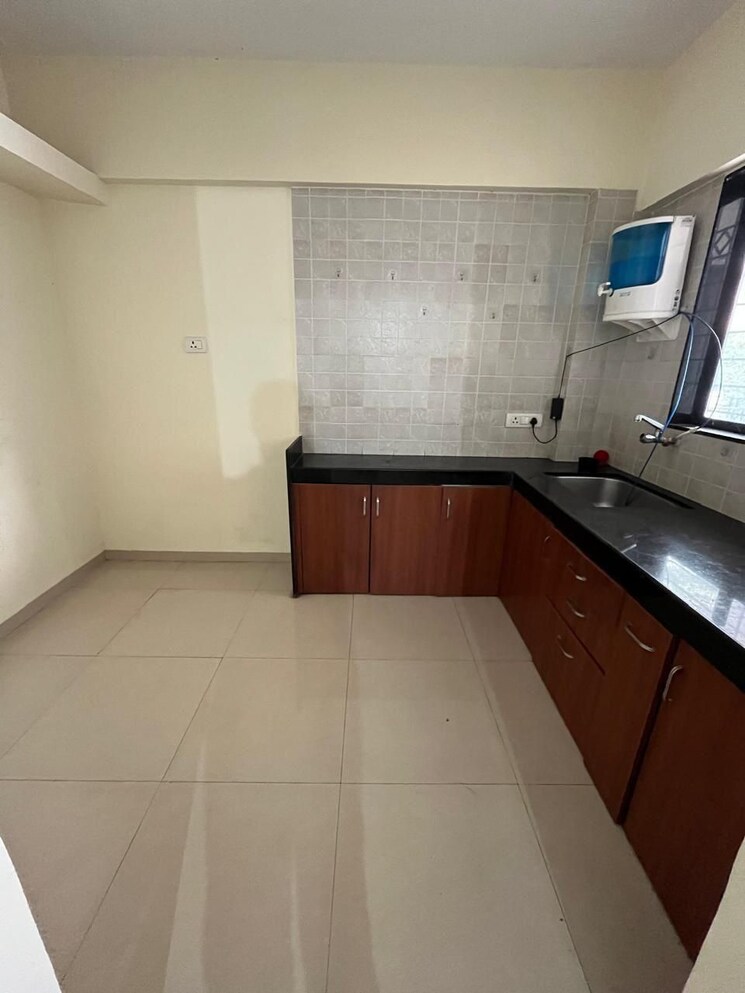 Kitchen, potnis-parisar 3 Bedroom 1500 Sq.Ft. Apartment In Karve Nagar Pune 9202755