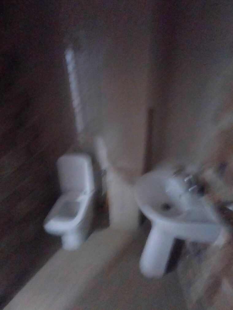 Bathroom, gomti nagar 3 Bedroom 1650 Sq.Ft. Apartment In Gomti Nagar Lucknow 9202758