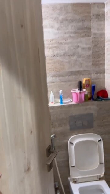 Bathroom in 1 BHK Apartment at Sheth Vasant Oasis, Andheri East – for Rent
