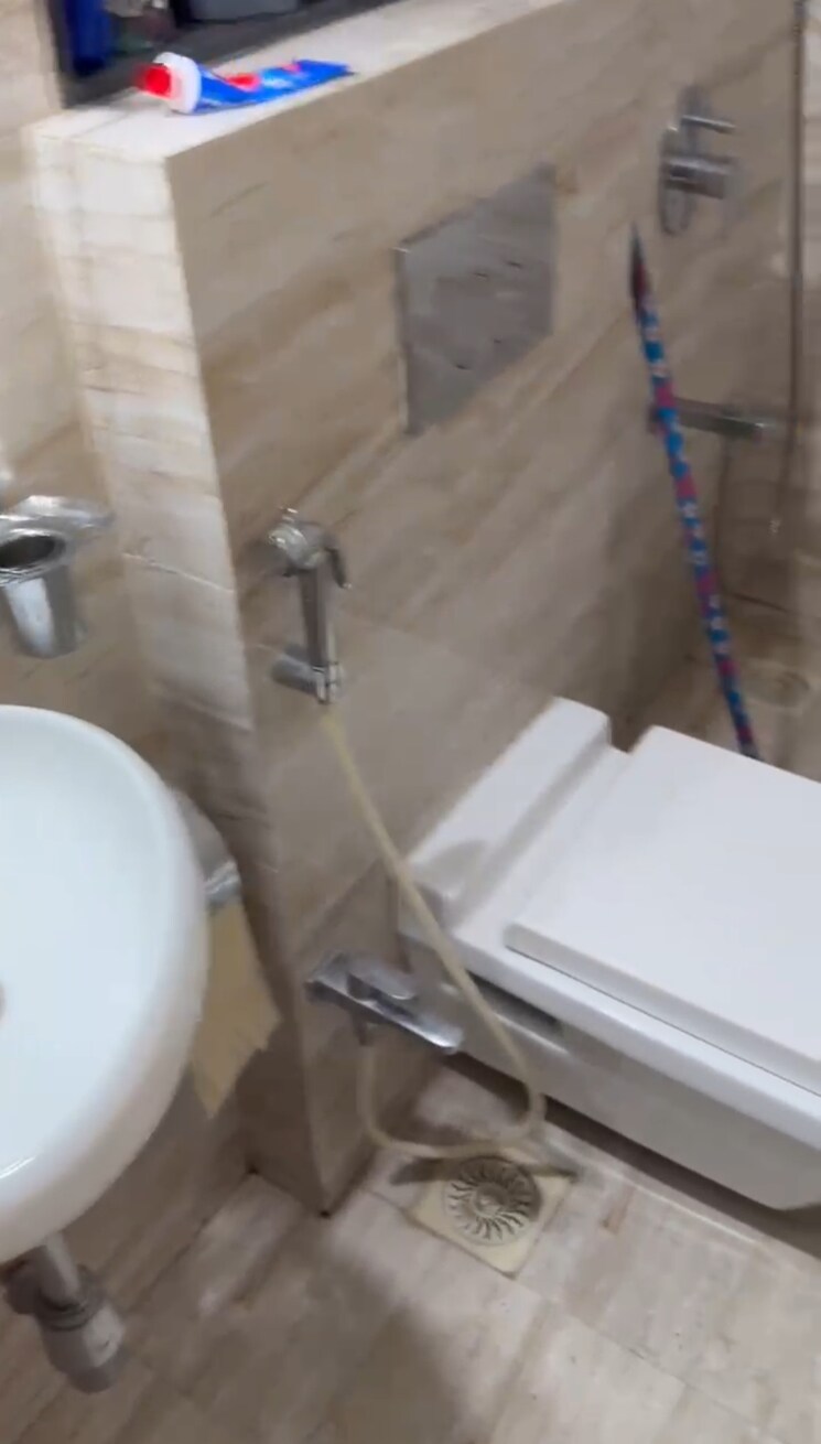 Bathroom, sheth-vasant-oasis 1 Bedroom 472 Sq.Ft. Apartment In Andheri East Mumbai 9202767