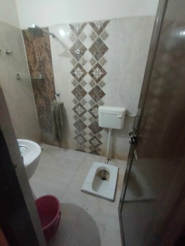 Bathroom in 3 BHK Apartment at Gomti Nagar – for Rent