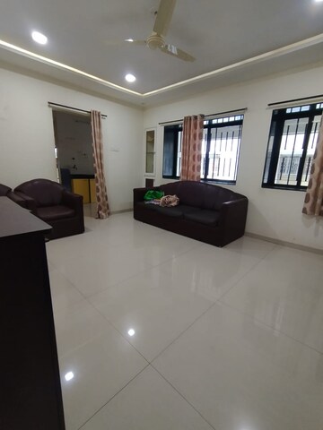Room in 3 BHK Apartment at Woodland Apartments, Kothrud – for Rent