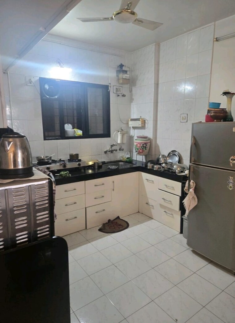 Team Area, karishma-society 2 Bedroom 1200 Sq.Ft. Apartment In Kothrud Pune 9202771