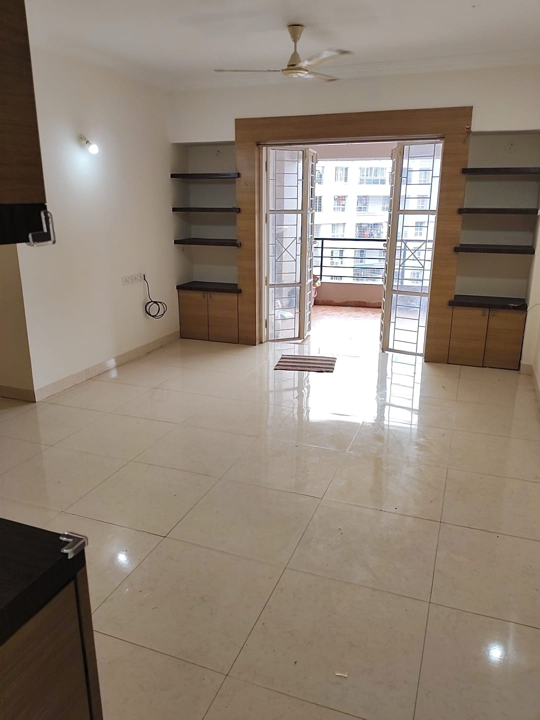 2 BHK + Pooja Room,Servant Room,Study Room,Extra Room 836 Sq.Ft. Apartment in Woodland Apartments