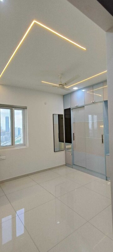 Room in 3 BHK Apartment at Rajapushpa Provincia, Narsingi – for Rent