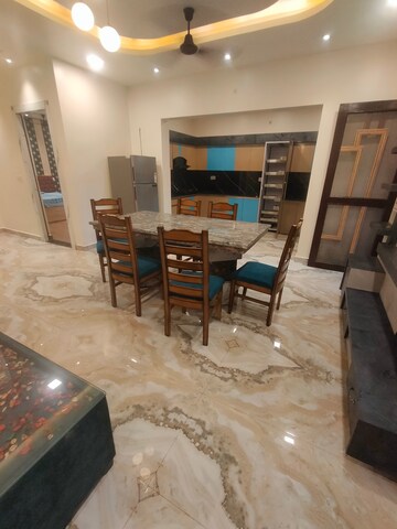 Dining area in 3 BHK Apartment at Gomti Nagar – for Rent