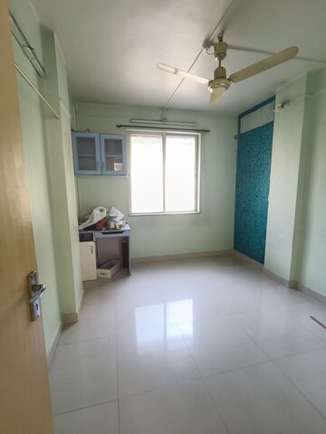Room in 1 BHK Apartment at Karishma Society, Kothrud – for Rent