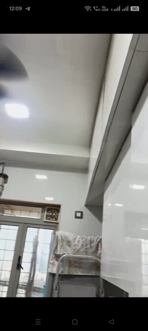 Furnished Amenities in 3 BHK Apartment at Lodha Grandeur, Prabhadevi – for Rent