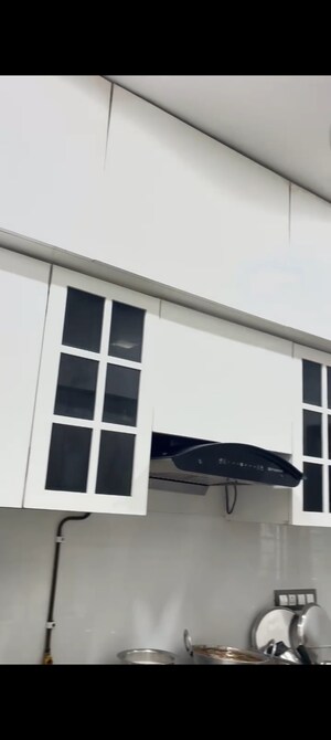 Furnished Amenities in 3 BHK Apartment at Lodha Grandeur, Prabhadevi – for Rent