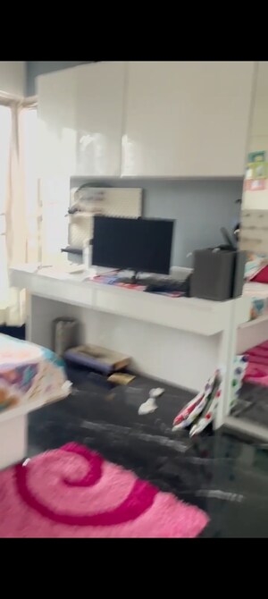 Team Area in 3 BHK Apartment at Lodha Grandeur, Prabhadevi – for Rent