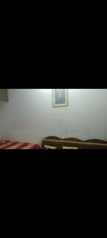 Bedroom in 2.5 BHK Independent House at Gomti Nagar – for Rent