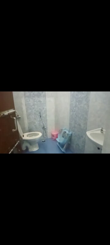Furnished Amenities in 2.5 BHK Independent House at Gomti Nagar – for Rent