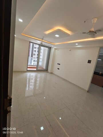 2 BHK Apartment For Rent in Nahar Amaryllis Towers and Plaza, Chandivali