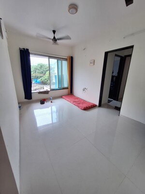 Room in 1 BHK Apartment at Shubh Kamana CHS, Bhandup East – for Rent
