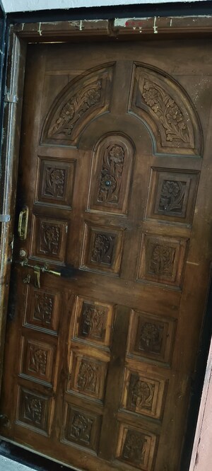  2.5 BHK Apartment at Gita Society, Camp – for Rent