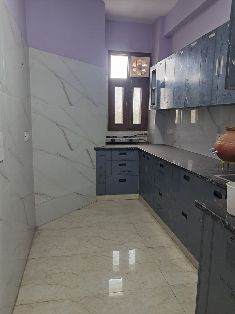 Kitchen, tulip-mall 3 Bedroom 200 Sq.Mt. Independent House In Sector 46 Noida 9202860