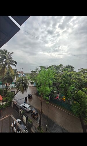 2 BHK Apartment – Garden View at Trishul CHS, Andheri West - for Rent