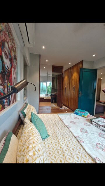 Bedroom in 2 BHK Apartment at Trishul CHS, Andheri West – for Rent