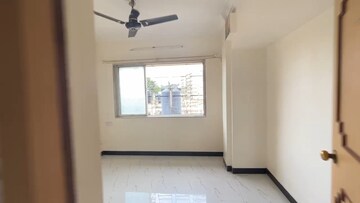 Room in 3 BHK Apartment at Vakola – for Rent